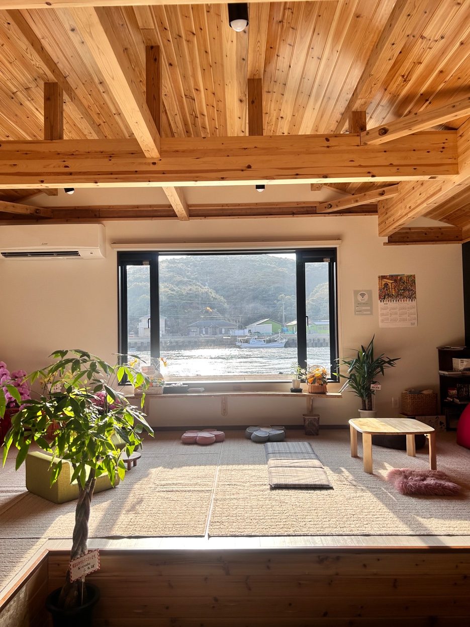 共用スペース 海の眺め